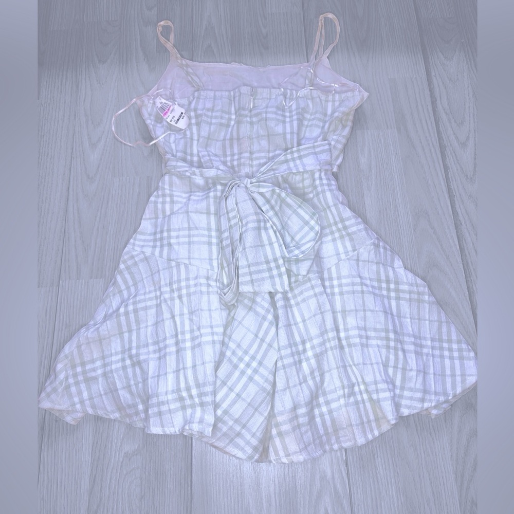 HYFVE Women’s Green Gingham Summer Romper - Picture 3 of 9